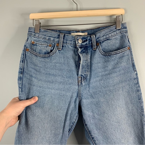 Levi's Premium Womens Wedgie Tapered Ankle Jeans VTG Style Light Wash Rigid 28 - Picture 13 of 13